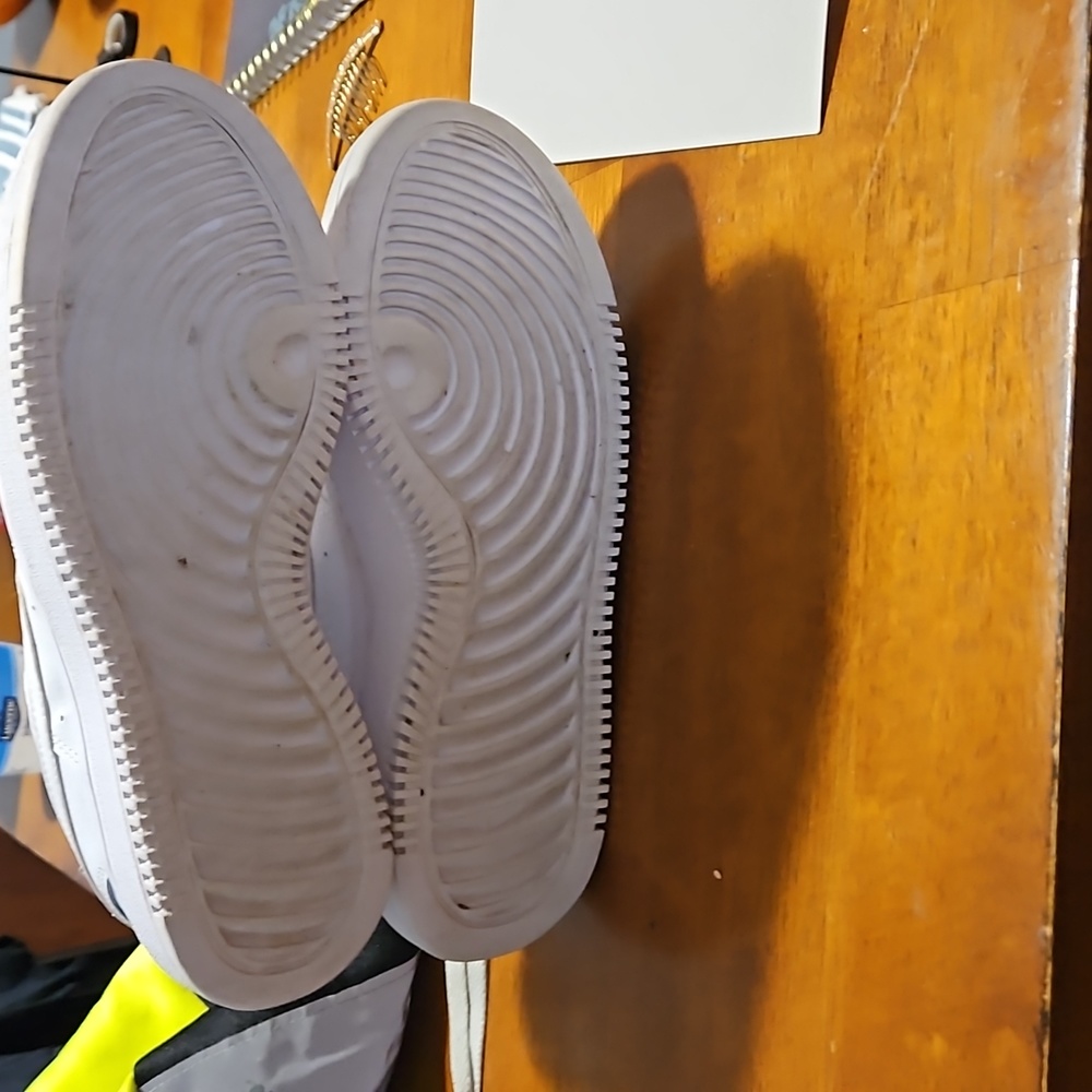 NIKE AIR FORCE - Picture 3 of 3